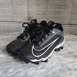Nike Fastflex Cleats, Kids 2.5Y, Great Condition
